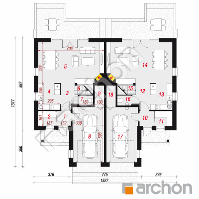 Dom w klematisach 11